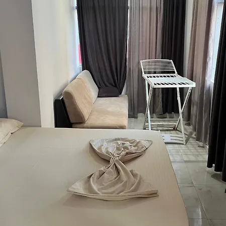 Hafuzi Seaside Apartment *