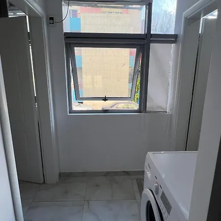 Hafuzi Seaside Apartment